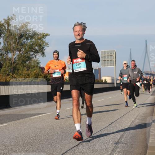 03.10.2025 - Köhlbrandbrückenlauf Luisa Fischer http://msf.ph/oto/9002584 03.10.2025 10:44:27 Position 3 3544 meine-sportfotos.de