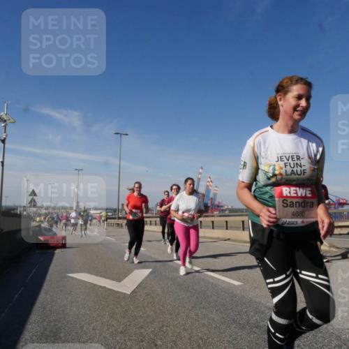 03.10.2025 - Köhlbrandbrückenlauf Matties Gatica Varas http://msf.ph/oto/9002599 03.10.2025 12:56:07 Position 2 4660 meine-sportfotos.de
