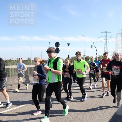03.10.2025 - Köhlbrandbrückenlauf Julia Fischer http://msf.ph/oto/9002652 03.10.2025 12:20:32 Position 3 4959, 5290, 6554 meine-sportfotos.de