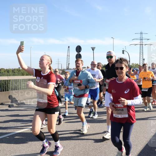 03.10.2025 - Köhlbrandbrückenlauf Julia Fischer http://msf.ph/oto/9002672 03.10.2025 12:20:36 Position 3 6501, 6768, 641, 5949 meine-sportfotos.de