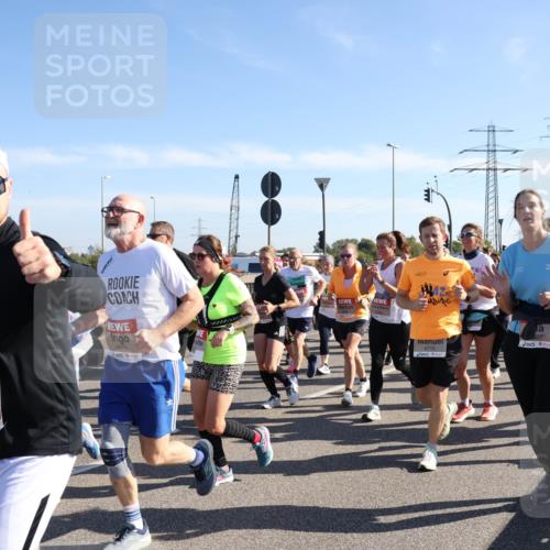 03.10.2025 - Köhlbrandbrückenlauf Julia Fischer http://msf.ph/oto/9002689 03.10.2025 12:20:37 Position 3 4875, 6710 meine-sportfotos.de