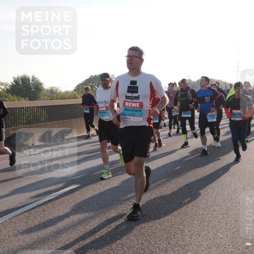 03.10.2025 - Köhlbrandbrückenlauf Fabian Wolf http://msf.ph/oto/9002750 03.10.2025 09:18:05 Position 3 1341, 3236 meine-sportfotos.de