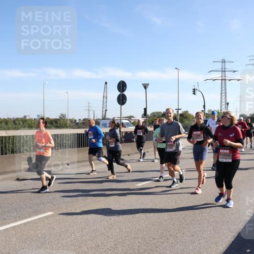 03.10.2025 - Köhlbrandbrückenlauf Julia Fischer http://msf.ph/oto/9002787 03.10.2025 12:20:44 Position 3  meine-sportfotos.de