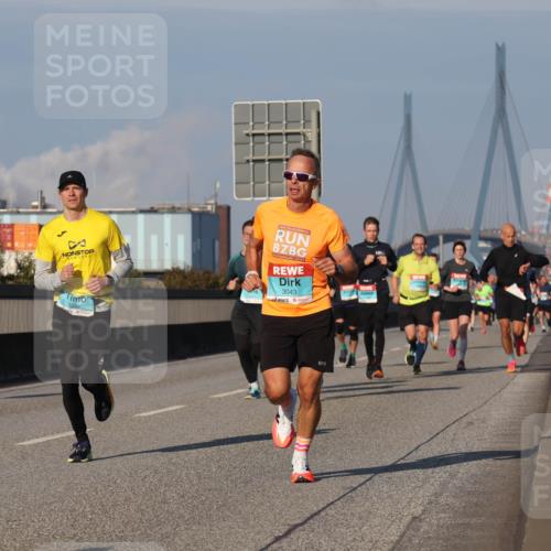 03.10.2025 - Köhlbrandbrückenlauf Luisa Fischer http://msf.ph/oto/9002872 03.10.2025 10:44:44 Position 3 3332, 3043 meine-sportfotos.de