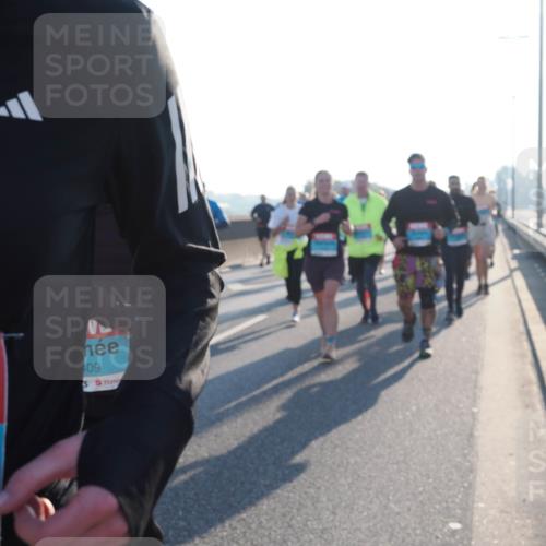 03.10.2025 - Köhlbrandbrückenlauf Fabian Wolf http://msf.ph/oto/9003069 03.10.2025 09:18:12 Position 3 09 meine-sportfotos.de