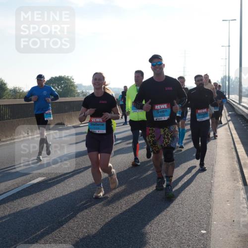 03.10.2025 - Köhlbrandbrückenlauf Fabian Wolf http://msf.ph/oto/9003124 03.10.2025 09:18:13 Position 3 3268, 1169 meine-sportfotos.de