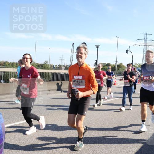 03.10.2025 - Köhlbrandbrückenlauf Julia Fischer http://msf.ph/oto/9003138 03.10.2025 12:21:26 Position 3 5169, 5244, 5814 meine-sportfotos.de