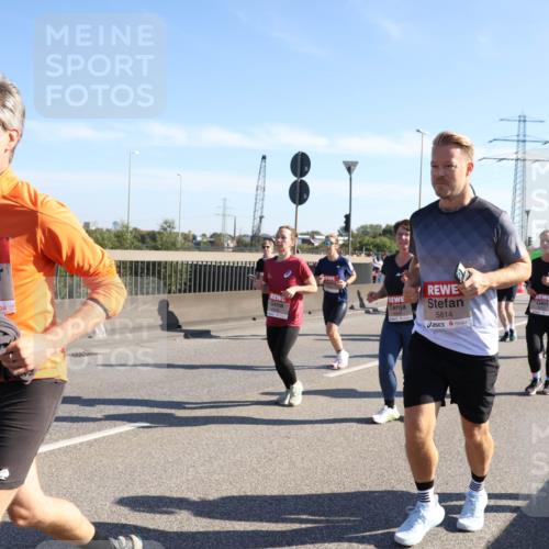 03.10.2025 - Köhlbrandbrückenlauf Julia Fischer http://msf.ph/oto/9003141 03.10.2025 12:21:27 Position 3 5169, 5814 meine-sportfotos.de