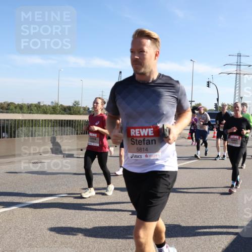 03.10.2025 - Köhlbrandbrückenlauf Julia Fischer http://msf.ph/oto/9003143 03.10.2025 12:21:27 Position 3 5814 meine-sportfotos.de