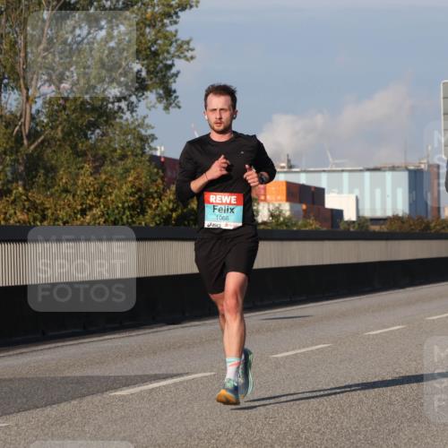 03.10.2025 - Köhlbrandbrückenlauf Luisa Fischer http://msf.ph/oto/9003149 03.10.2025 10:44:58 Position 3 1068 meine-sportfotos.de