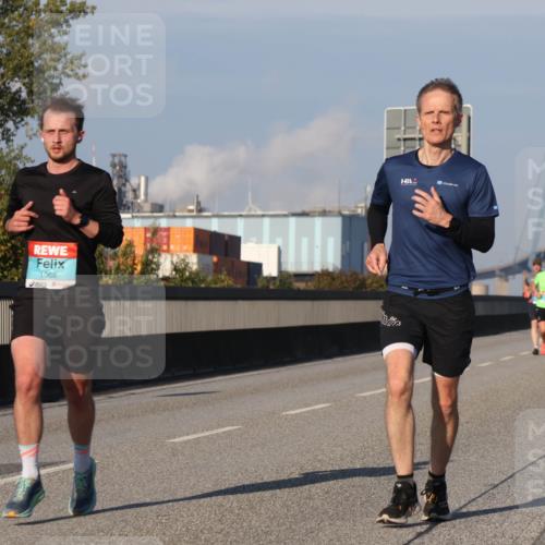 03.10.2025 - Köhlbrandbrückenlauf Luisa Fischer http://msf.ph/oto/9003152 03.10.2025 10:44:58 Position 3 1068 meine-sportfotos.de