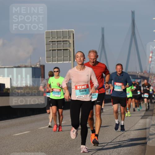 03.10.2025 - Köhlbrandbrückenlauf Luisa Fischer http://msf.ph/oto/9003269 03.10.2025 10:45:06 Position 3 1265, 1251, 10 meine-sportfotos.de