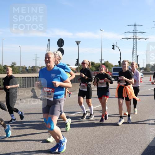 03.10.2025 - Köhlbrandbrückenlauf Julia Fischer http://msf.ph/oto/9003271 03.10.2025 12:21:53 Position 3 6095 meine-sportfotos.de
