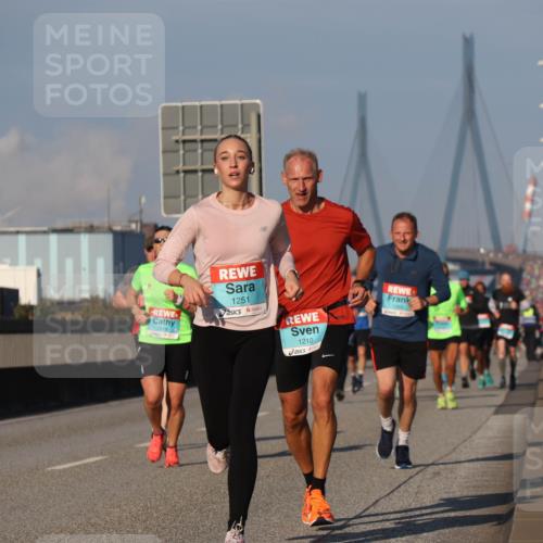 03.10.2025 - Köhlbrandbrückenlauf Luisa Fischer http://msf.ph/oto/9003279 03.10.2025 10:45:06 Position 3 1251, 1210 meine-sportfotos.de