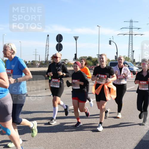 03.10.2025 - Köhlbrandbrückenlauf Julia Fischer http://msf.ph/oto/9003282 03.10.2025 12:21:53 Position 3 6098, 4715, 5401, 5400, 5855 meine-sportfotos.de