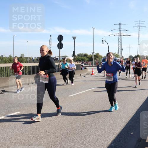 03.10.2025 - Köhlbrandbrückenlauf Julia Fischer http://msf.ph/oto/9003291 03.10.2025 12:21:57 Position 3 4969 meine-sportfotos.de