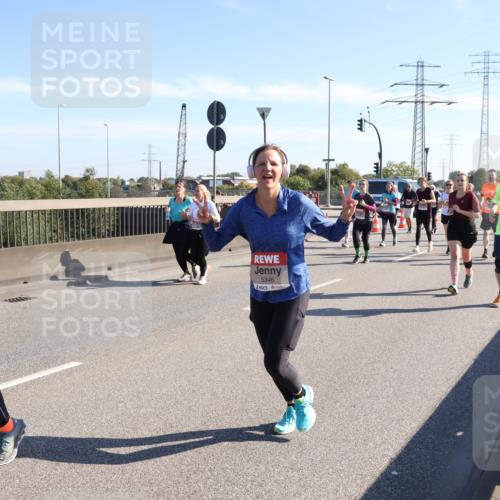03.10.2025 - Köhlbrandbrückenlauf Julia Fischer http://msf.ph/oto/9003302 03.10.2025 12:21:58 Position 3 4969, 5346 meine-sportfotos.de