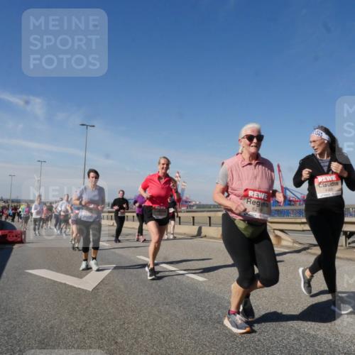 03.10.2025 - Köhlbrandbrückenlauf Matties Gatica Varas http://msf.ph/oto/9003341 03.10.2025 12:56:57 Position 2 6219, 4465 meine-sportfotos.de