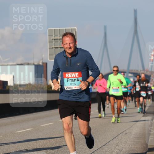 03.10.2025 - Köhlbrandbrückenlauf Luisa Fischer http://msf.ph/oto/9003346 03.10.2025 10:45:10 Position 3 9795, 1265 meine-sportfotos.de
