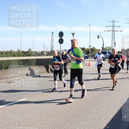 03.10.2025 - Köhlbrandbrückenlauf Julia Fischer http://msf.ph/oto/9003354 03.10.2025 12:22:04 Position 3  meine-sportfotos.de