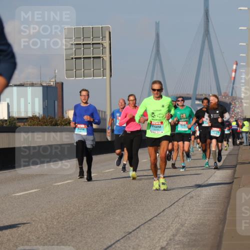 03.10.2025 - Köhlbrandbrückenlauf Luisa Fischer http://msf.ph/oto/9003380 03.10.2025 10:45:12 Position 3 1266, 1079 meine-sportfotos.de