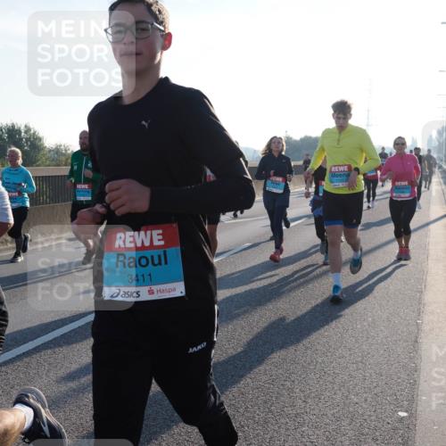 03.10.2025 - Köhlbrandbrückenlauf Fabian Wolf http://msf.ph/oto/9003382 03.10.2025 09:18:18 Position 3 10, 3411, 1111 meine-sportfotos.de