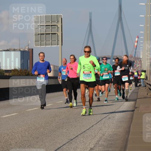 03.10.2025 - Köhlbrandbrückenlauf Luisa Fischer http://msf.ph/oto/9003386 03.10.2025 10:45:12 Position 3 1079 meine-sportfotos.de