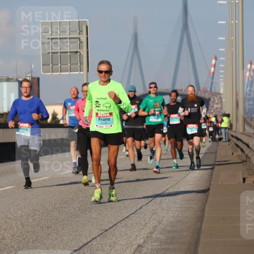 03.10.2025 - Köhlbrandbrückenlauf Luisa Fischer http://msf.ph/oto/9003407 03.10.2025 10:45:13 Position 3 1079 meine-sportfotos.de