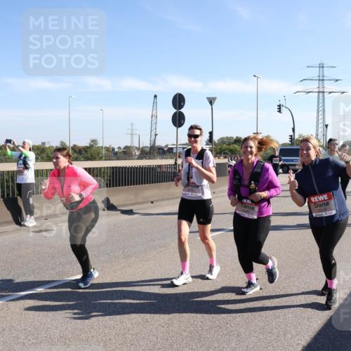 03.10.2025 - Köhlbrandbrückenlauf Julia Fischer http://msf.ph/oto/9003414 03.10.2025 12:22:09 Position 3 5187, 5318 meine-sportfotos.de