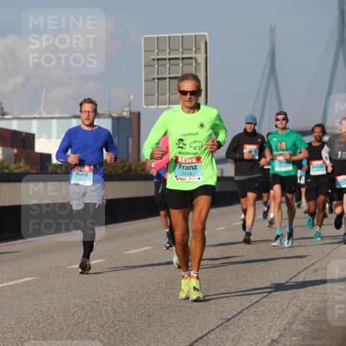 03.10.2025 - Köhlbrandbrückenlauf Luisa Fischer http://msf.ph/oto/9003427 03.10.2025 10:45:14 Position 3 2801, 1079 meine-sportfotos.de