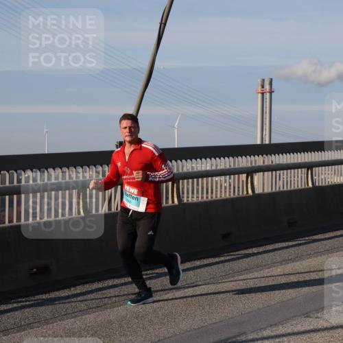 03.10.2025 - Köhlbrandbrückenlauf Julia Fischer http://msf.ph/oto/9003431 03.10.2025 09:45:48 Position 2 979977, 1066 meine-sportfotos.de