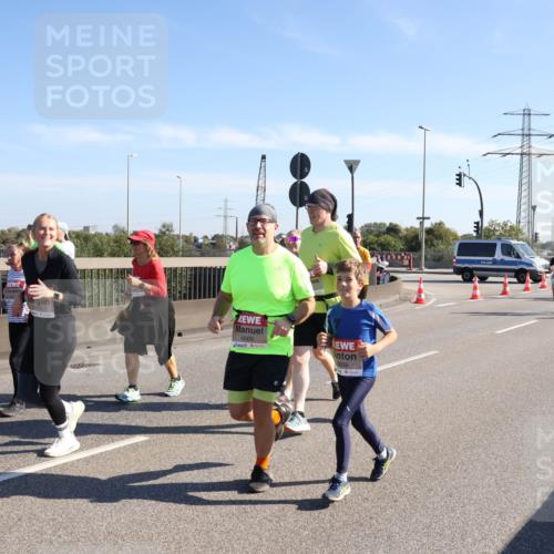 03.10.2025 - Köhlbrandbrückenlauf Julia Fischer http://msf.ph/oto/9003457 03.10.2025 12:22:15 Position 3 6669, 9668 meine-sportfotos.de