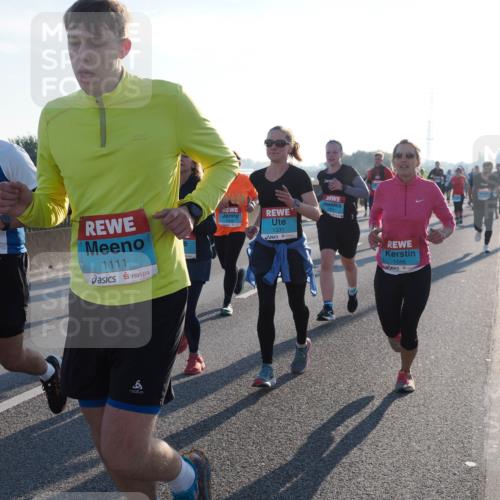 03.10.2025 - Köhlbrandbrückenlauf Fabian Wolf http://msf.ph/oto/9003472 03.10.2025 09:18:20 Position 3 1567, 1111, 1331, 1335, 1566 meine-sportfotos.de