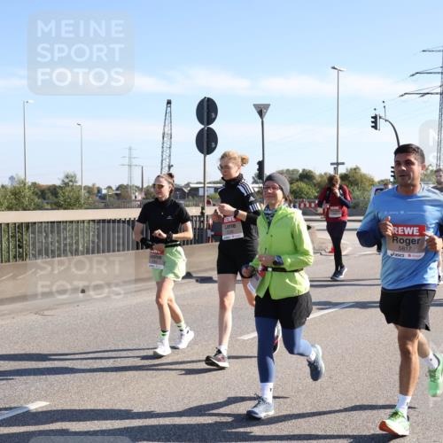 03.10.2025 - Köhlbrandbrückenlauf Julia Fischer http://msf.ph/oto/9003478 03.10.2025 12:22:20 Position 3 5817 meine-sportfotos.de
