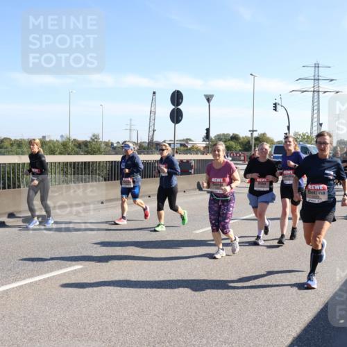 03.10.2025 - Köhlbrandbrückenlauf Julia Fischer http://msf.ph/oto/9003509 03.10.2025 12:22:29 Position 3  meine-sportfotos.de