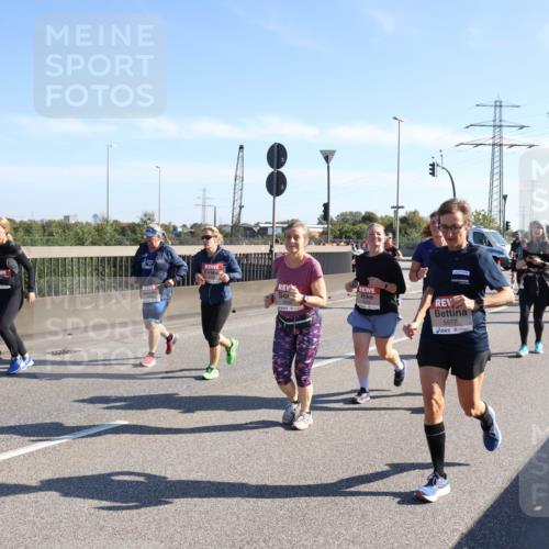 03.10.2025 - Köhlbrandbrückenlauf Julia Fischer http://msf.ph/oto/9003515 03.10.2025 12:22:29 Position 3  meine-sportfotos.de