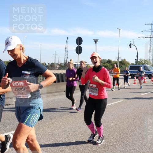 03.10.2025 - Köhlbrandbrückenlauf Julia Fischer http://msf.ph/oto/9003569 03.10.2025 12:22:36 Position 3 5624, 5157 meine-sportfotos.de