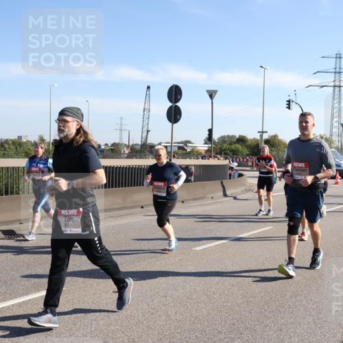 03.10.2025 - Köhlbrandbrückenlauf Julia Fischer http://msf.ph/oto/9003588 03.10.2025 12:22:41 Position 3 6475 meine-sportfotos.de