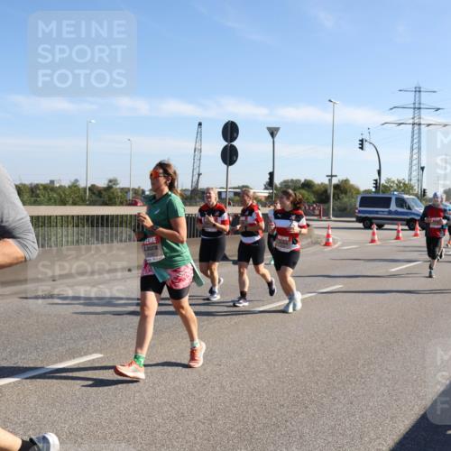 03.10.2025 - Köhlbrandbrückenlauf Julia Fischer http://msf.ph/oto/9003599 03.10.2025 12:22:43 Position 3 5142 meine-sportfotos.de
