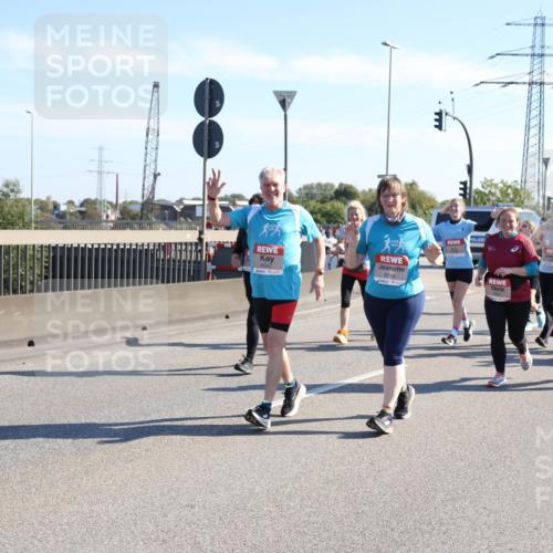 03.10.2025 - Köhlbrandbrückenlauf Julia Fischer http://msf.ph/oto/9003613 03.10.2025 12:22:48 Position 3 6546 meine-sportfotos.de
