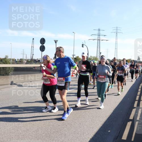 03.10.2025 - Köhlbrandbrückenlauf Julia Fischer http://msf.ph/oto/9003694 03.10.2025 12:22:56 Position 3  meine-sportfotos.de