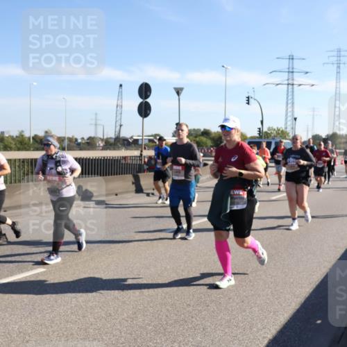 03.10.2025 - Köhlbrandbrückenlauf Julia Fischer http://msf.ph/oto/9003914 03.10.2025 12:23:27 Position 3  meine-sportfotos.de
