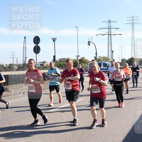03.10.2025 - Köhlbrandbrückenlauf Julia Fischer http://msf.ph/oto/9004003 03.10.2025 12:23:38 Position 3 5188, 6515, 5343 meine-sportfotos.de