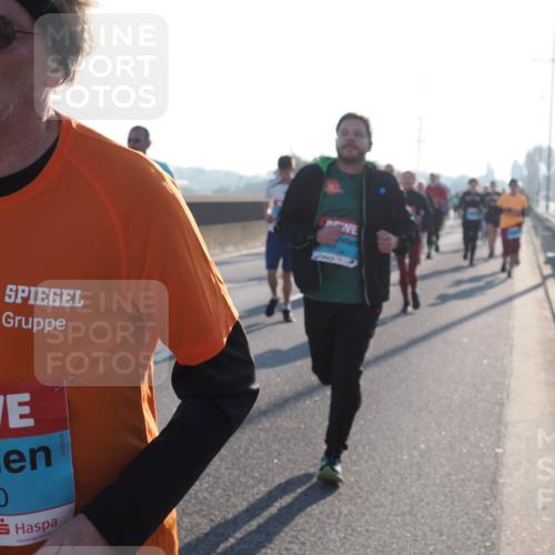 03.10.2025 - Köhlbrandbrückenlauf Fabian Wolf http://msf.ph/oto/9004007 03.10.2025 09:18:33 Position 3 1430, 1534 meine-sportfotos.de