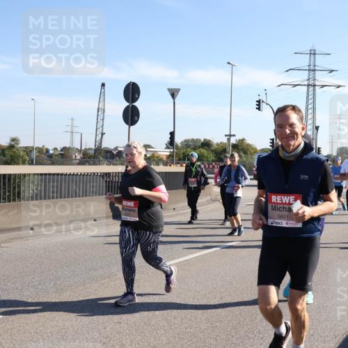 03.10.2025 - Köhlbrandbrückenlauf Julia Fischer http://msf.ph/oto/9004030 03.10.2025 12:23:42 Position 3 6317, 5601 meine-sportfotos.de
