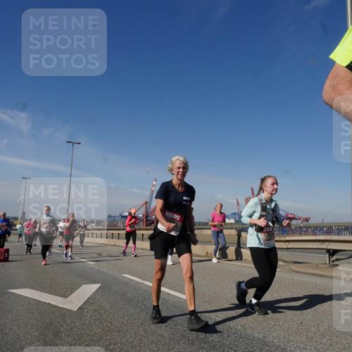 03.10.2025 - Köhlbrandbrückenlauf Matties Gatica Varas http://msf.ph/oto/9004069 03.10.2025 12:57:48 Position 2  meine-sportfotos.de