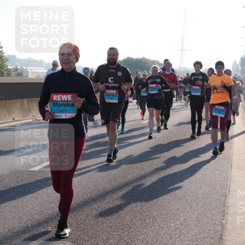 03.10.2025 - Köhlbrandbrückenlauf Fabian Wolf http://msf.ph/oto/9004122 03.10.2025 09:18:36 Position 3 1670, 2786, 1, 42 meine-sportfotos.de