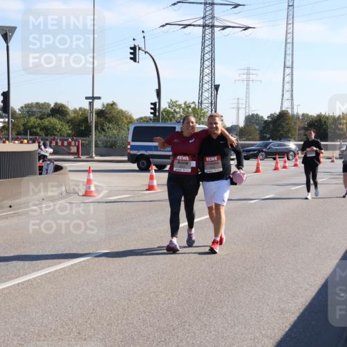 03.10.2025 - Köhlbrandbrückenlauf Julia Fischer http://msf.ph/oto/9004183 03.10.2025 12:24:22 Position 3  meine-sportfotos.de