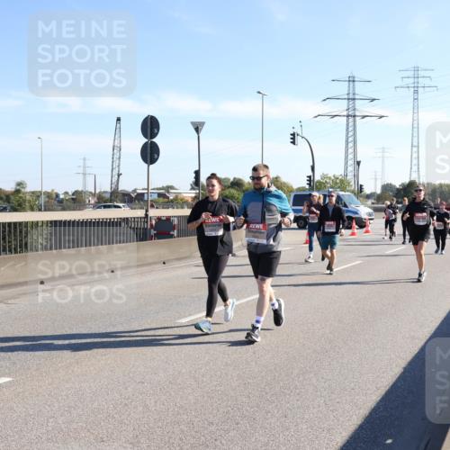 03.10.2025 - Köhlbrandbrückenlauf Julia Fischer http://msf.ph/oto/9004214 03.10.2025 12:24:28 Position 3  meine-sportfotos.de
