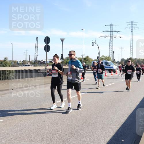 03.10.2025 - Köhlbrandbrückenlauf Julia Fischer http://msf.ph/oto/9004219 03.10.2025 12:24:29 Position 3  meine-sportfotos.de